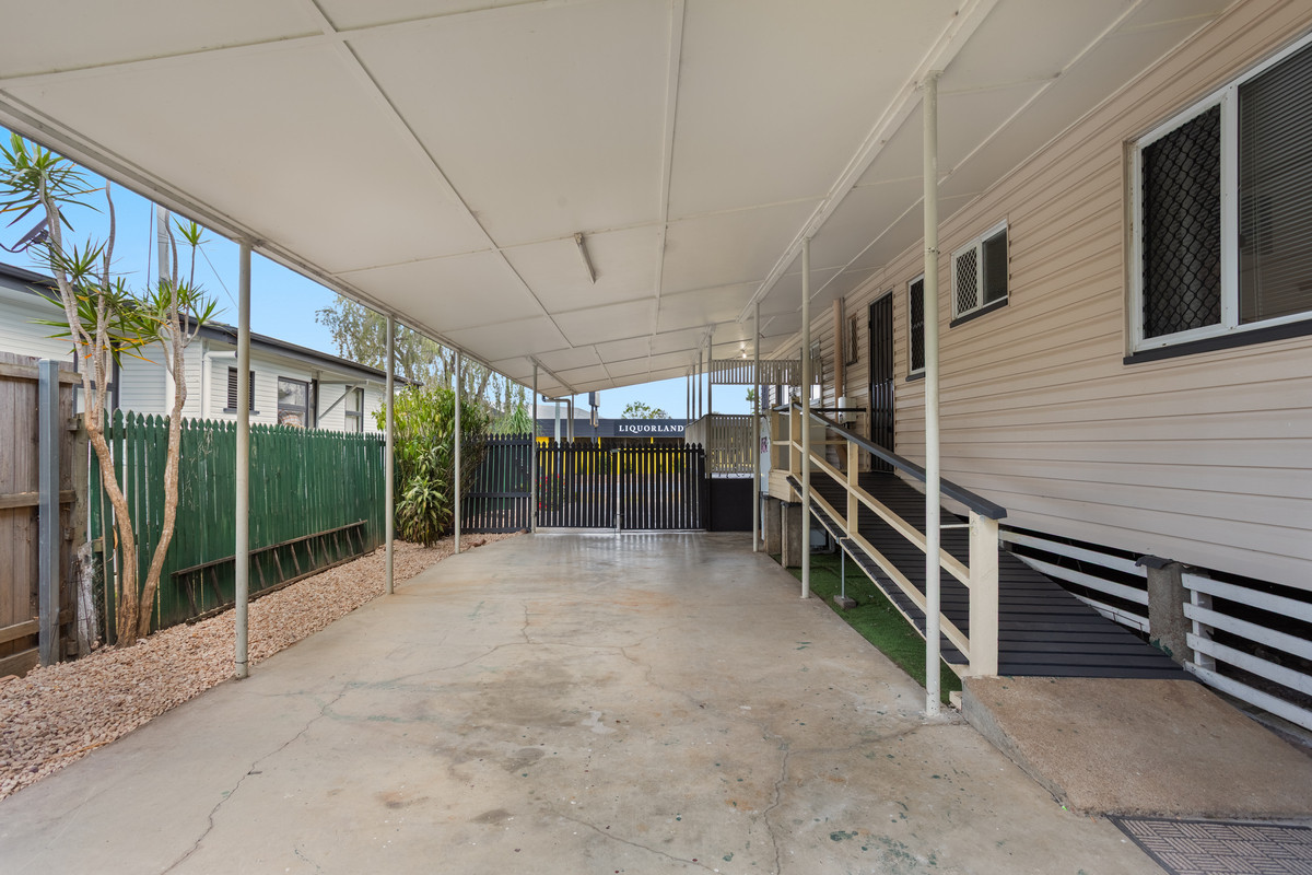 Residential for sale in Brassall, 39 Fernvale Road, Brassall QLD 4305, 837 m²