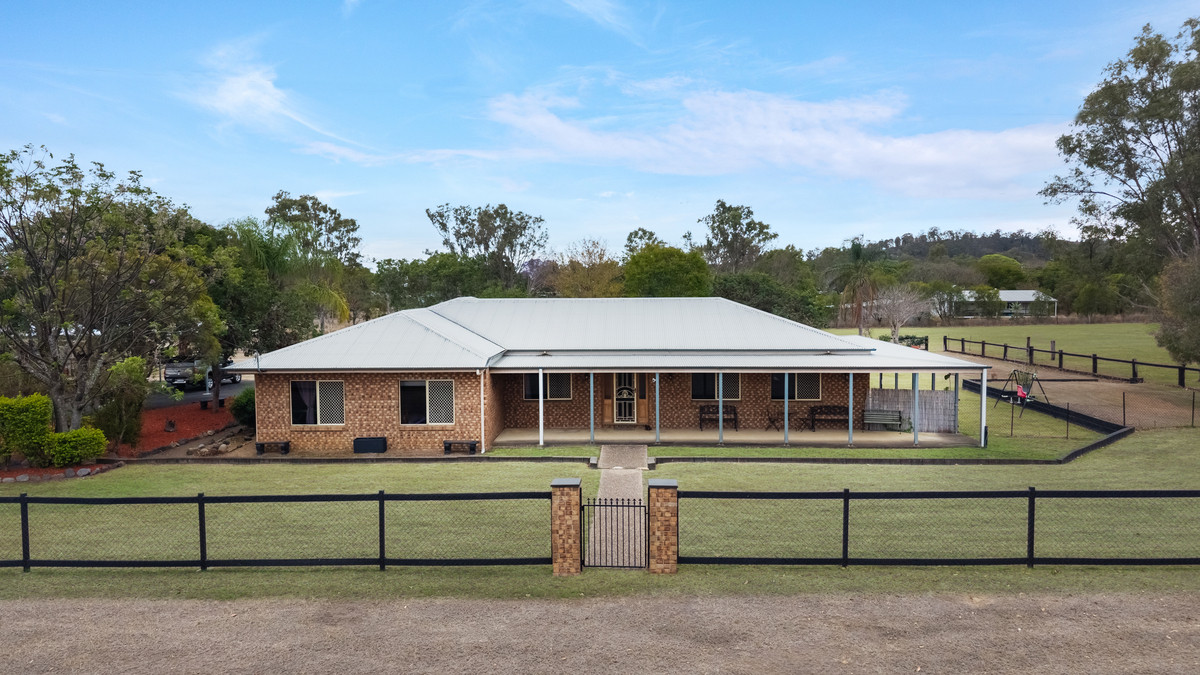 Residential for sale in Laidley, 1 Leonard Street, Laidley QLD 4341, 5934 m²