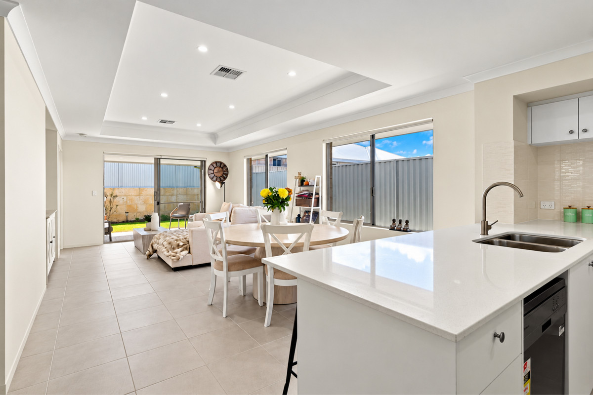 Residential for sale in Alkimos, 31 Diamond Road, Alkimos WA 6038, 345 m²