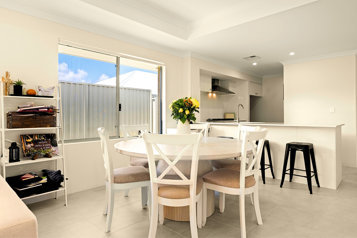 Residential for sale in Alkimos, 31 Diamond Road, Alkimos WA 6038, 345 m²