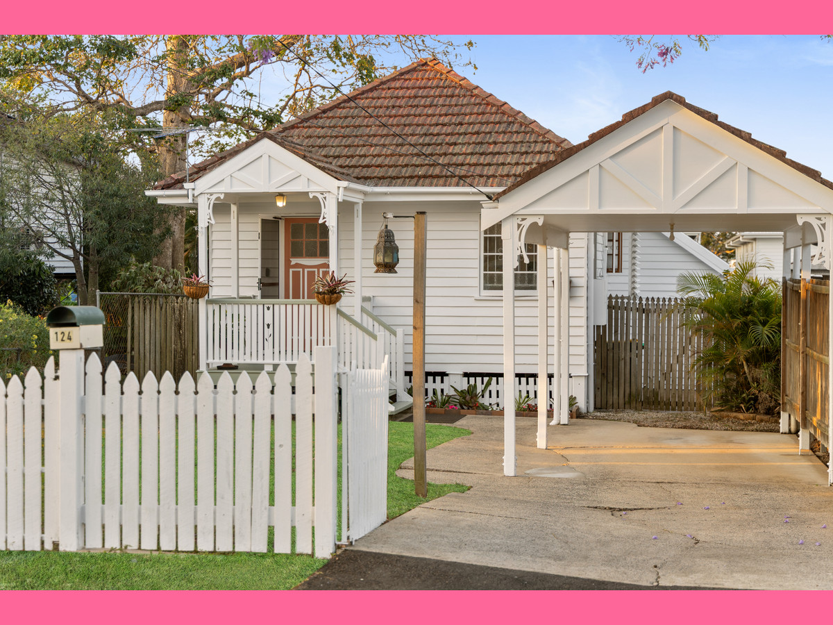 Residential for sale in Salisbury, 124 Lillian Avenue, Salisbury QLD 4107, 405 m²