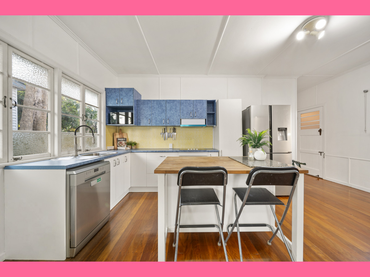 Residential for sale in Salisbury, 124 Lillian Avenue, Salisbury QLD 4107, 405 m²