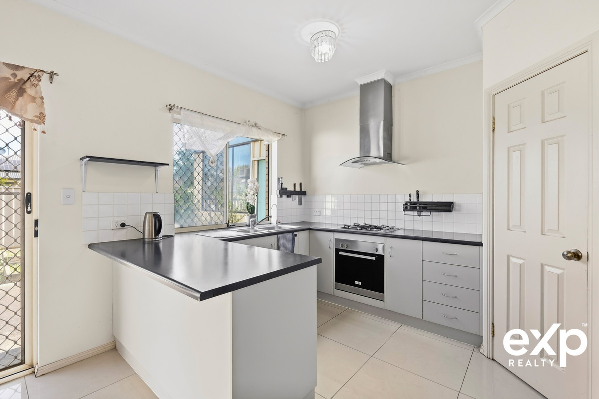 Residential for sale in Munno Para West, 27 Chellaston Road, Munno Para West SA 5115, 331 m²