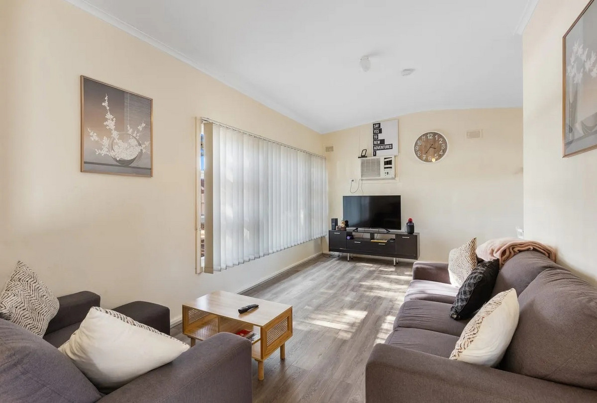 Residential for sale in Smithfield Plains, 25 greenwood Cr, Smithfield Plains SA 5114, 706 m²