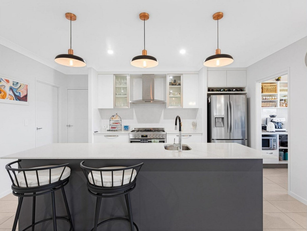 Residential for sale in River Heads, 138-140 Cove Boulevard, River Heads QLD 4655, 2000 m²