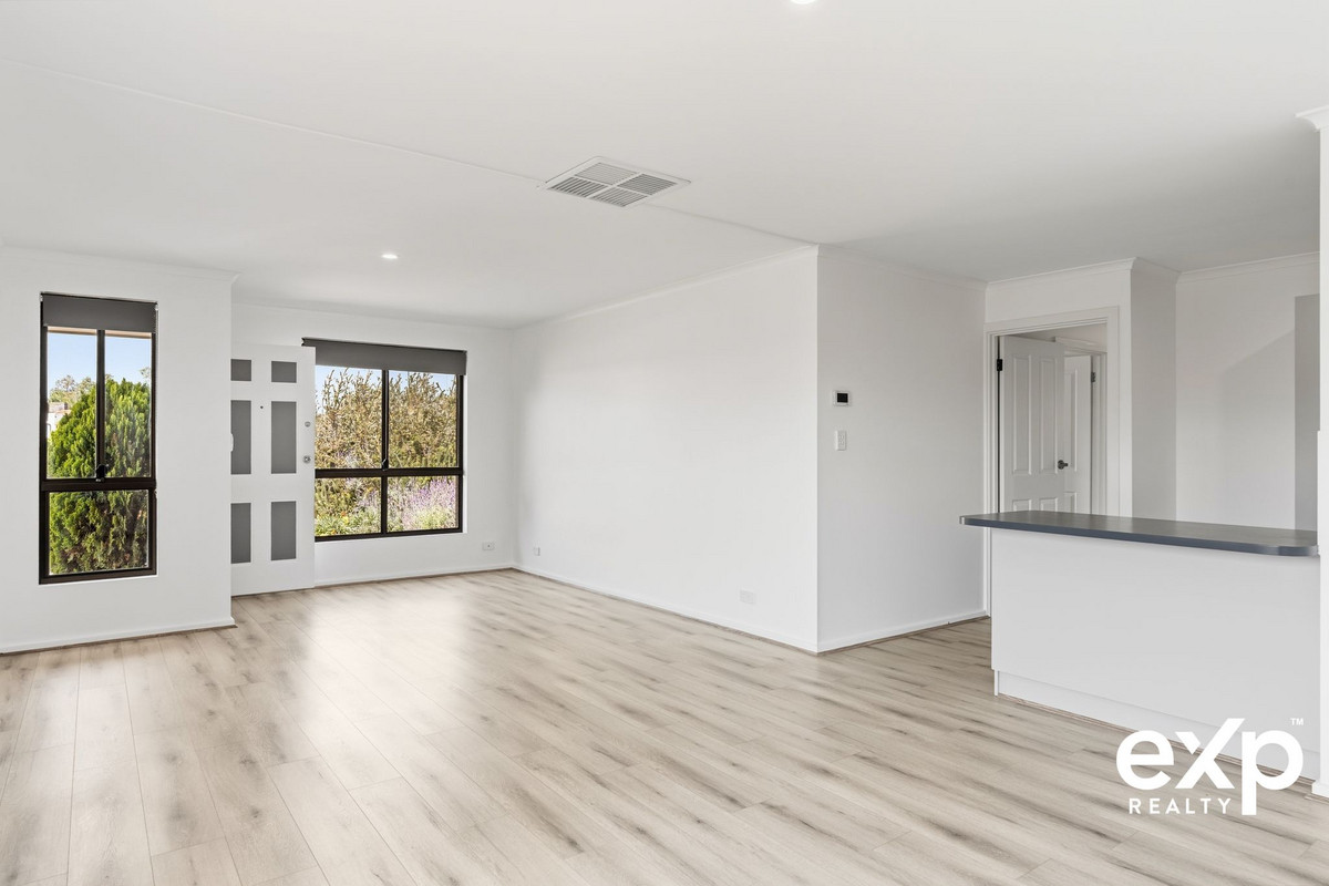 Residential for sale in Paralowie, 1/9 Boyaca Court, Paralowie SA 5108, 162 m²
