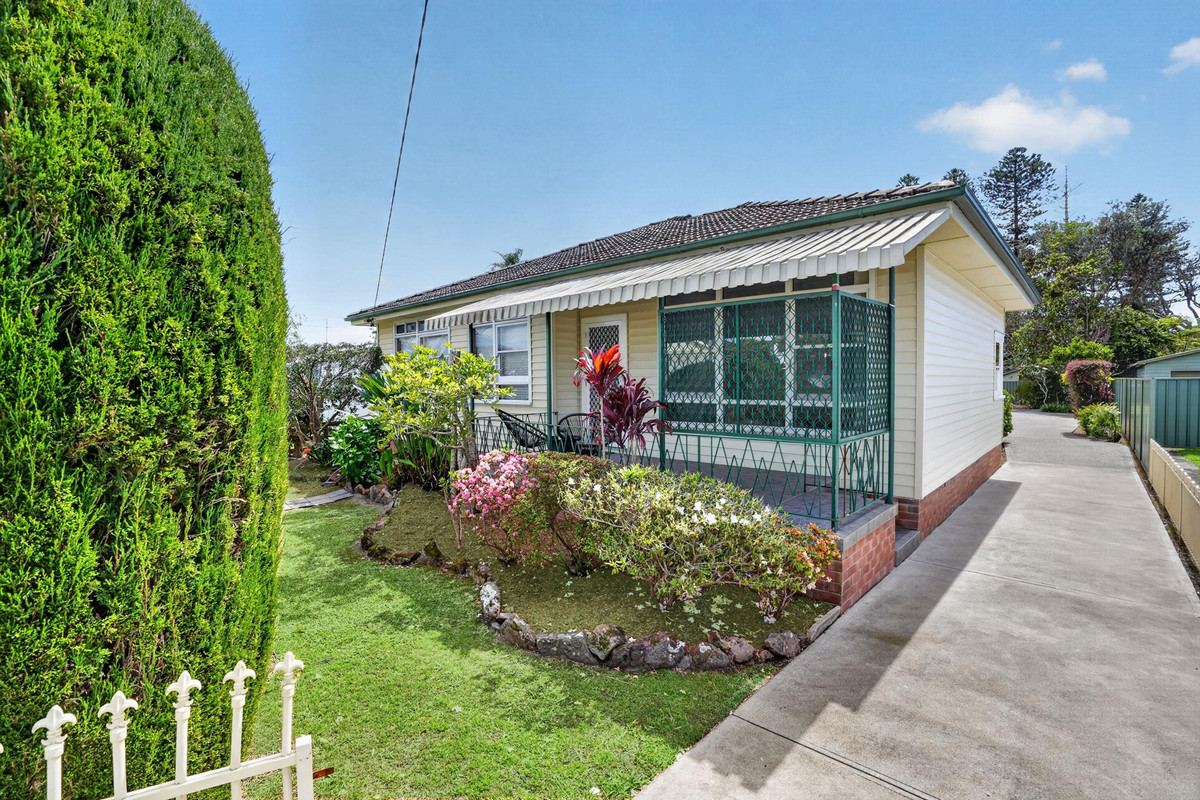 Residential for sale in The Entrance, 16 Manning Road, The Entrance NSW 2261, 771 m²