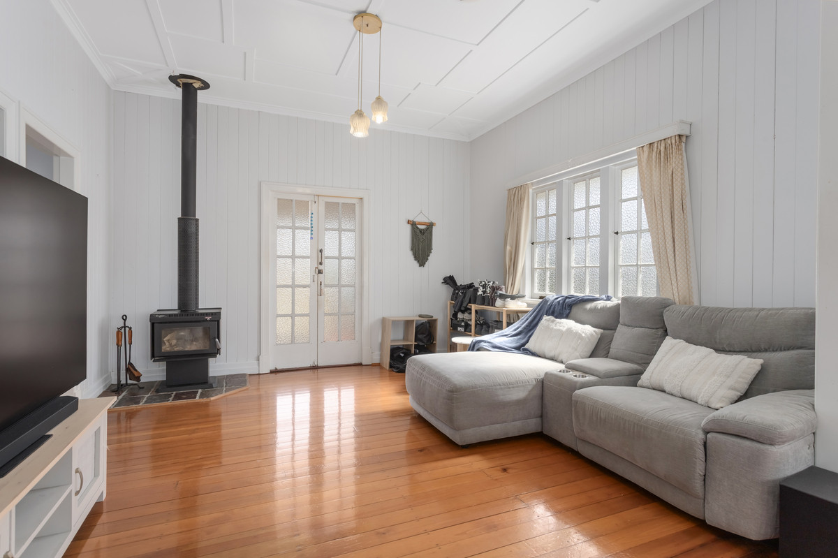 Residential for sale in Ipswich, 1 Roderick Street, Ipswich QLD 4305, 405 m²
