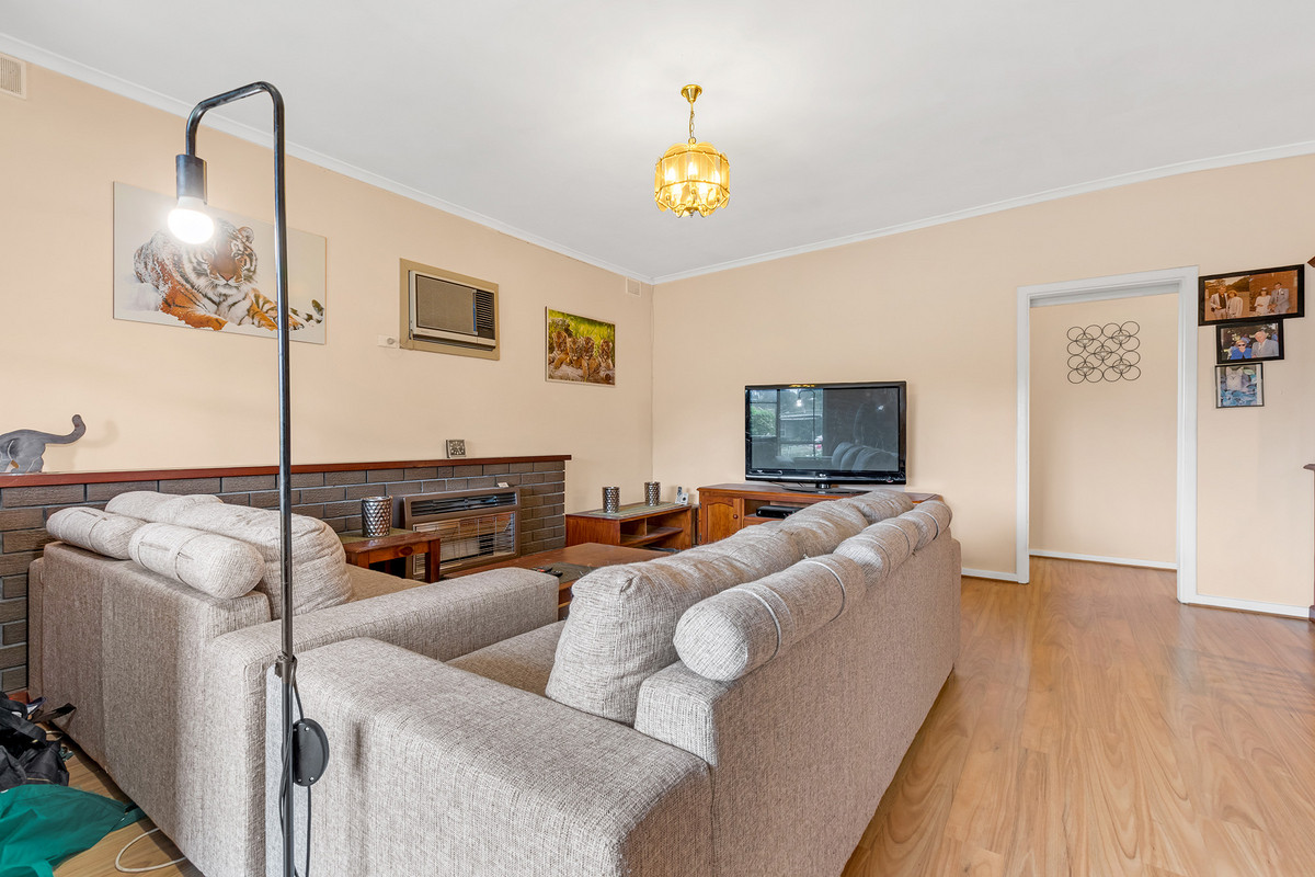 Residential for sale in Para Hills, 40 Murrell Road, Para Hills SA 5096, 590 m²