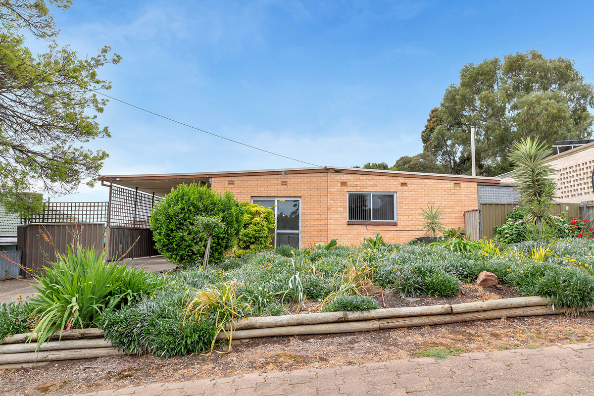 Residential for sale in Para Hills, 40 Murrell Road, Para Hills SA 5096, 590 m²
