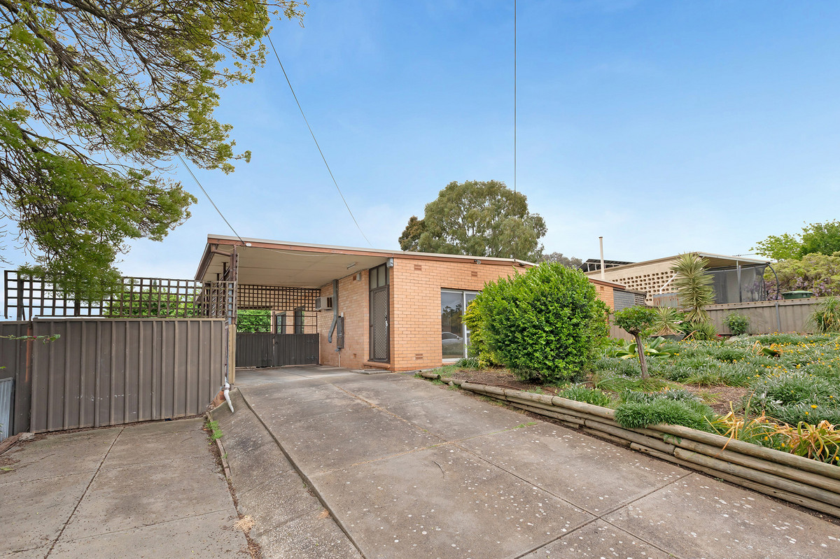 Residential for sale in Para Hills, 40 Murrell Road, Para Hills SA 5096, 590 m²