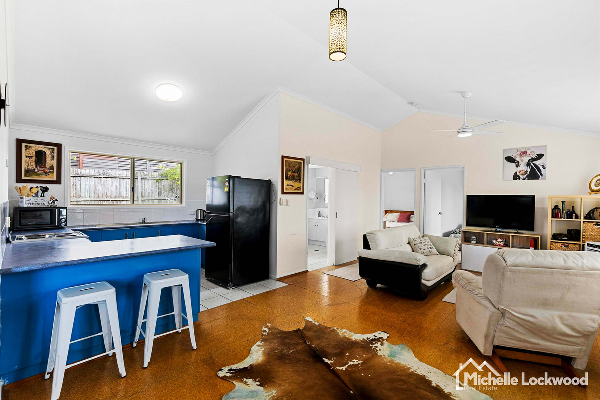 Residential for sale in Dundowran, 51 Crawford Drive, Dundowran QLD 4655, 711 m²