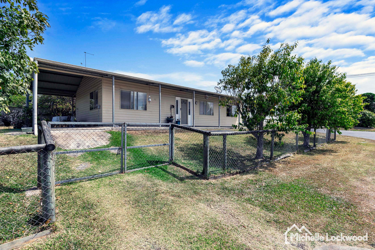 Residential for sale in Dundowran, 51 Crawford Drive, Dundowran QLD 4655, 711 m²