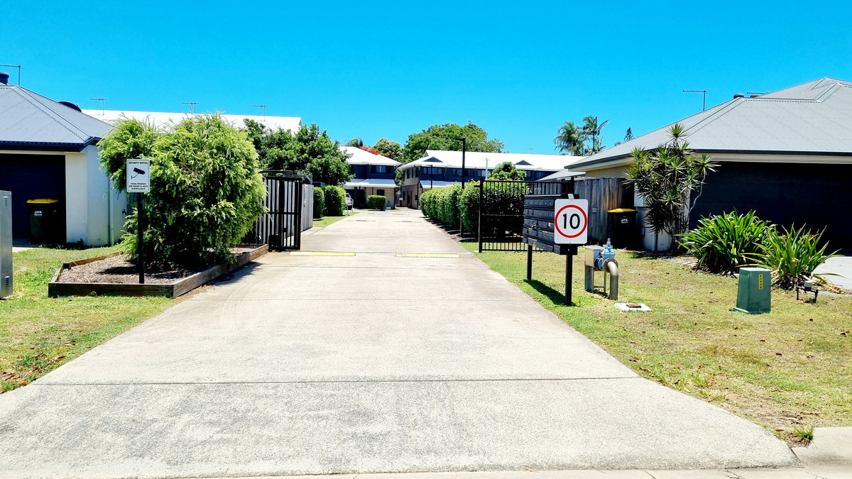 Residential for sale in Blacks Beach, 2/7 Bilgola Place, Blacks Beach QLD 4740
