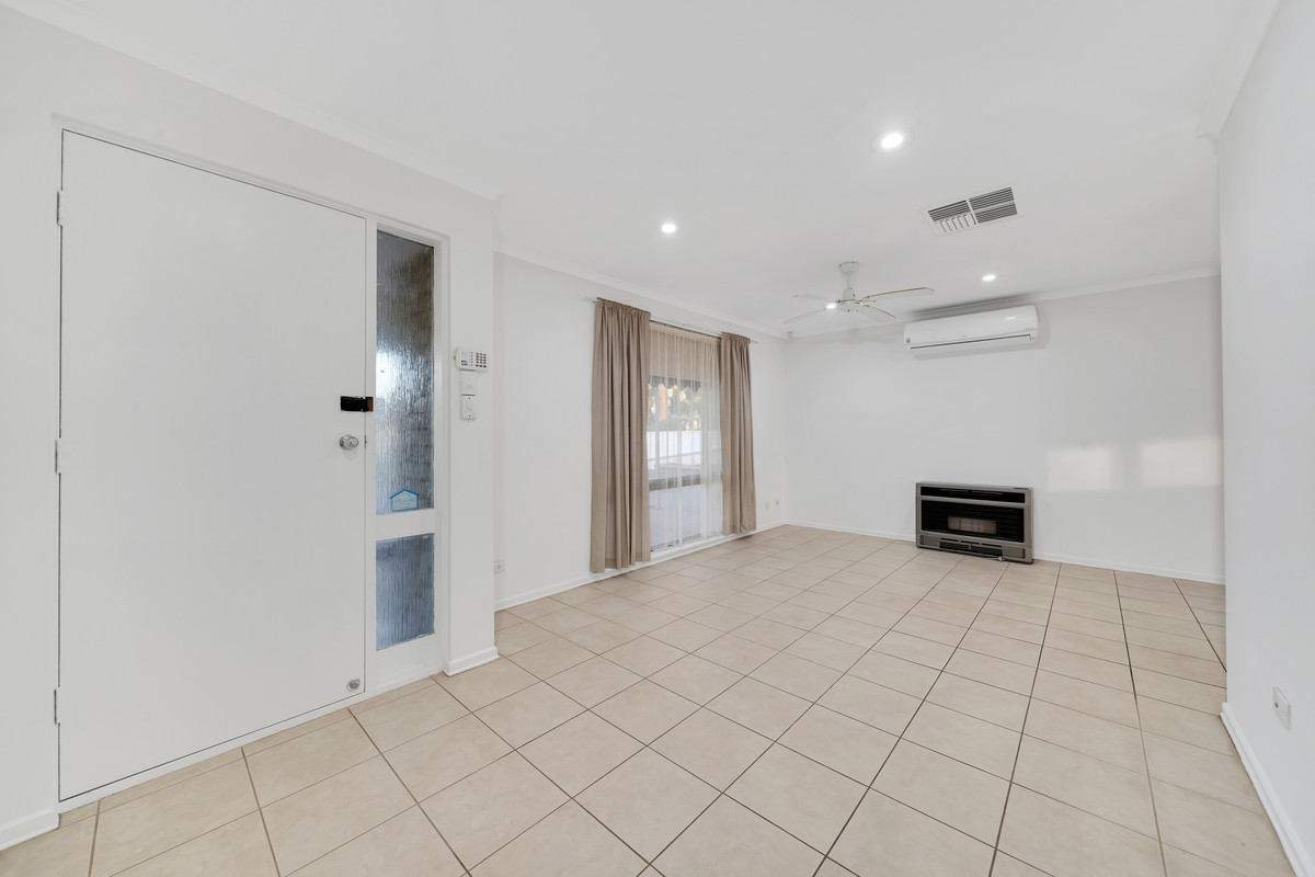 Residential for sale in Paralowie, 138 Burton Road, Paralowie SA 5108, 589 m²