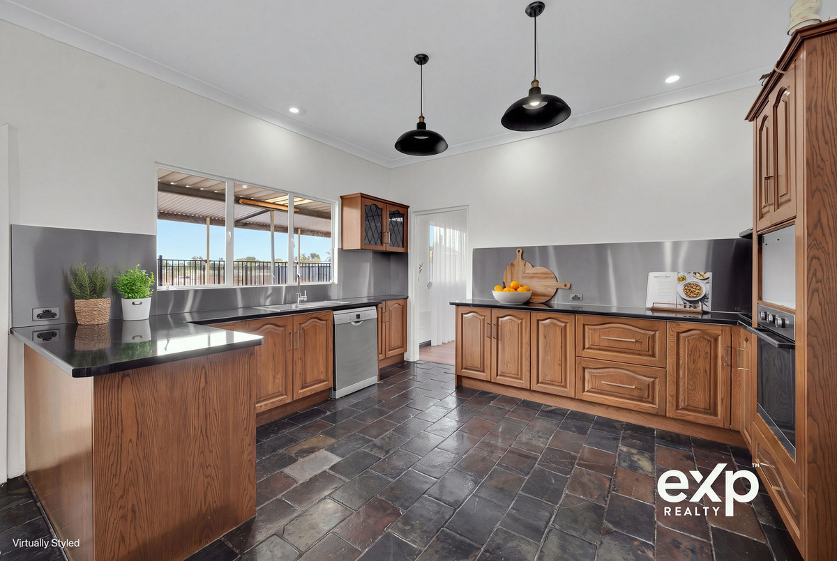 Residential for sale in Mallala, 60 Dublin Road, Mallala SA 5502, 10000 m²