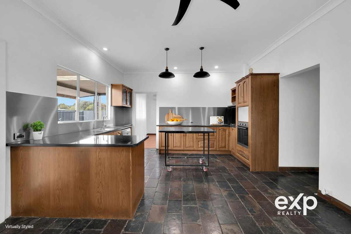 Residential for sale in Mallala, 60 Dublin Road, Mallala SA 5502, 10000 m²