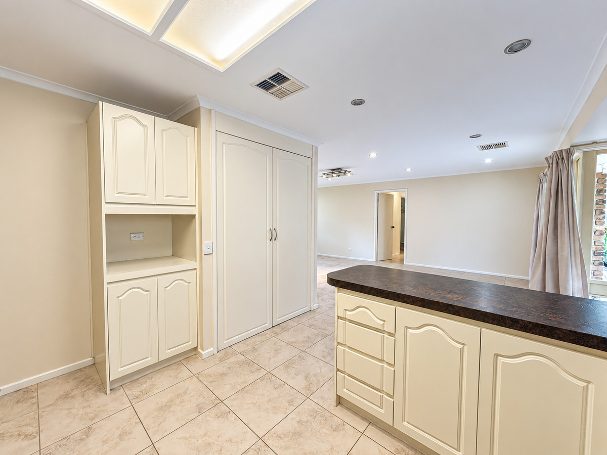 Residential for sale in Aberfoyle Park, 6 Iona Court, Aberfoyle Park SA 5159, 822 m²