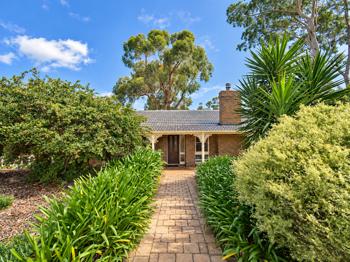 Residential for sale in Aberfoyle Park, 6 Iona Court, Aberfoyle Park SA 5159, 822 m²