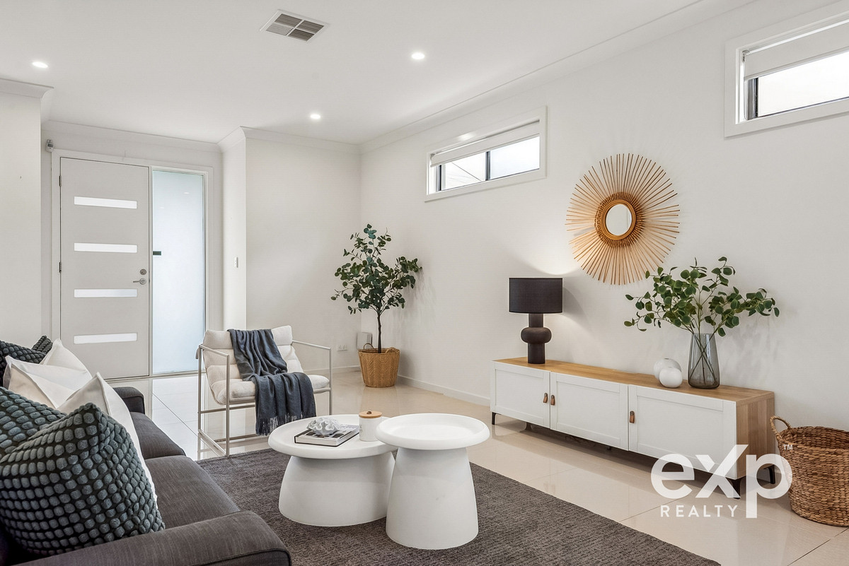 Residential for sale in Modbury, 1/2 Apalie Drive, Modbury SA 5092, 220 m²