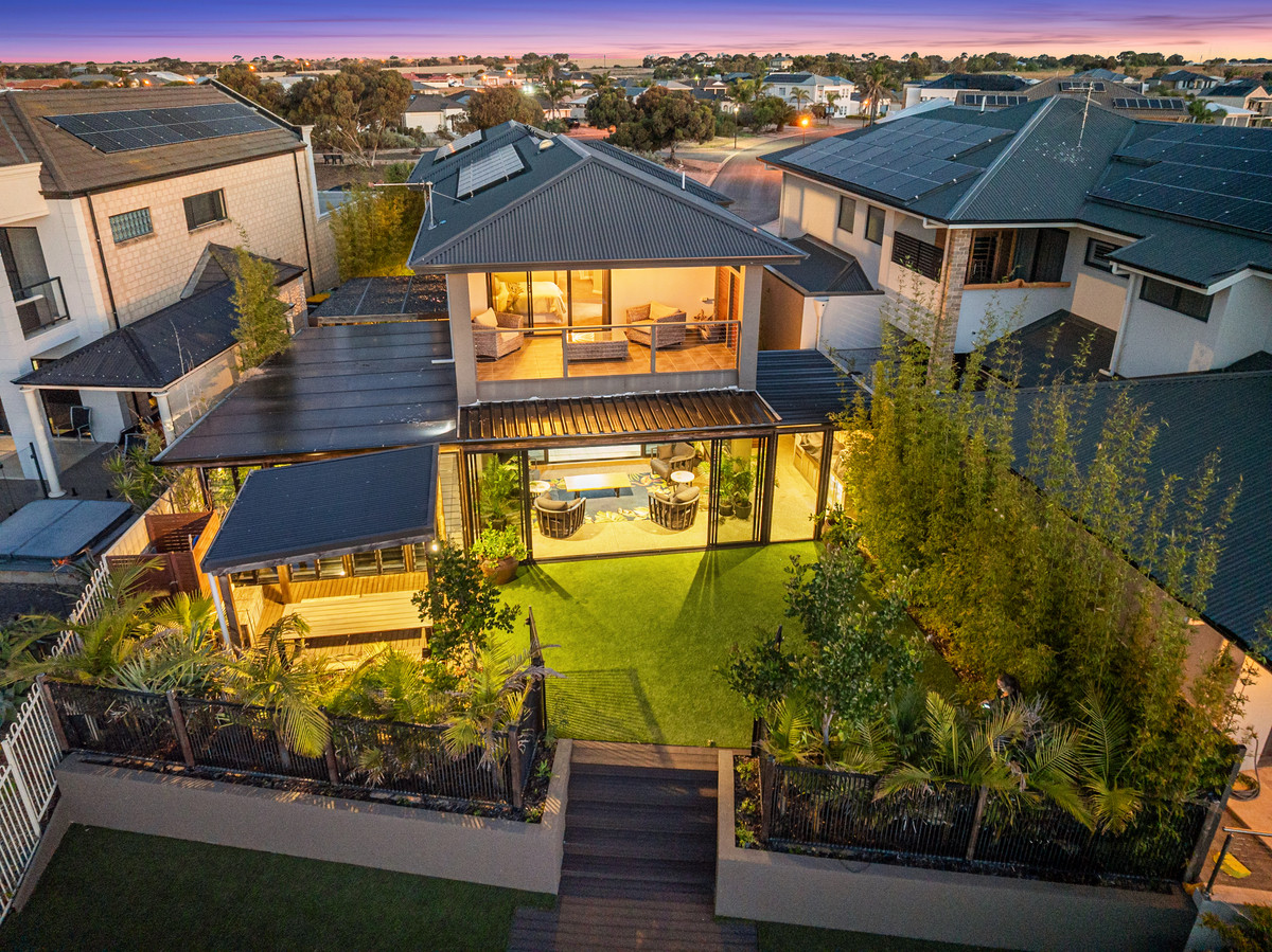 Residential for sale in Wallaroo, 109 Gilmore Cr, Wallaroo SA 5556, 829 m²