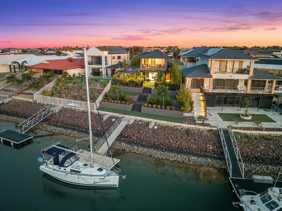Residential for sale in Wallaroo, 109 Gilmore Cr, Wallaroo SA 5556, 829 m²