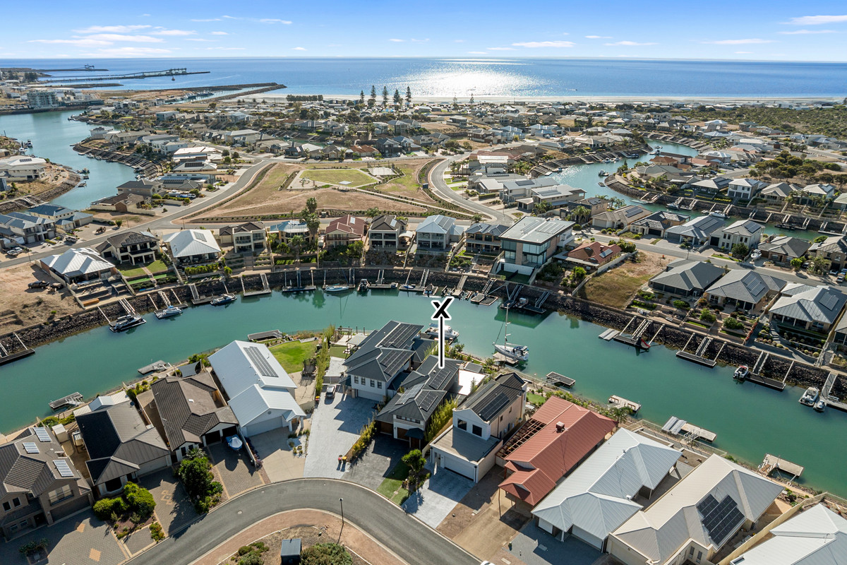Residential for sale in Wallaroo, 109 Gilmore Cr, Wallaroo SA 5556, 829 m²