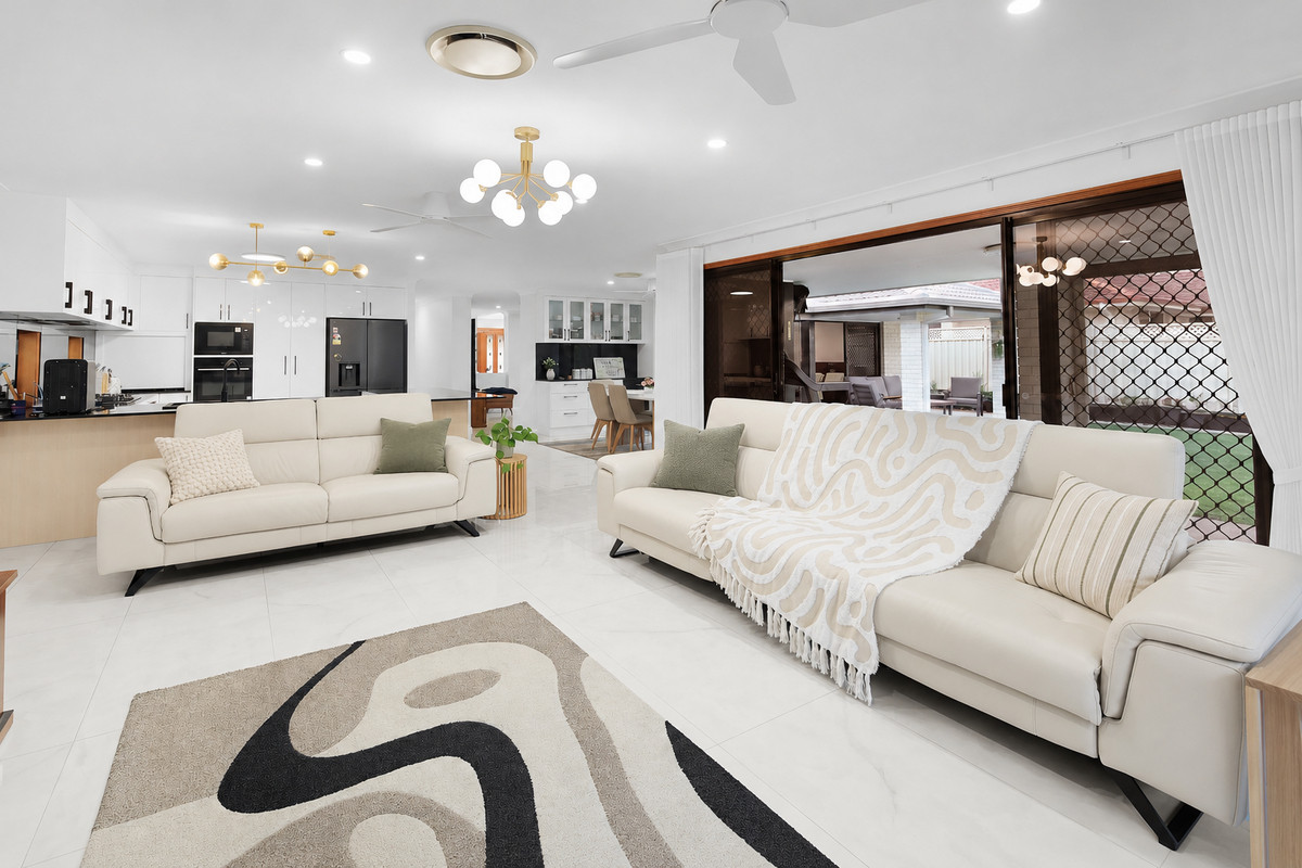 Residential for sale in Oxley, 46 Hazlehead Place, Oxley QLD 4075, 800 m²