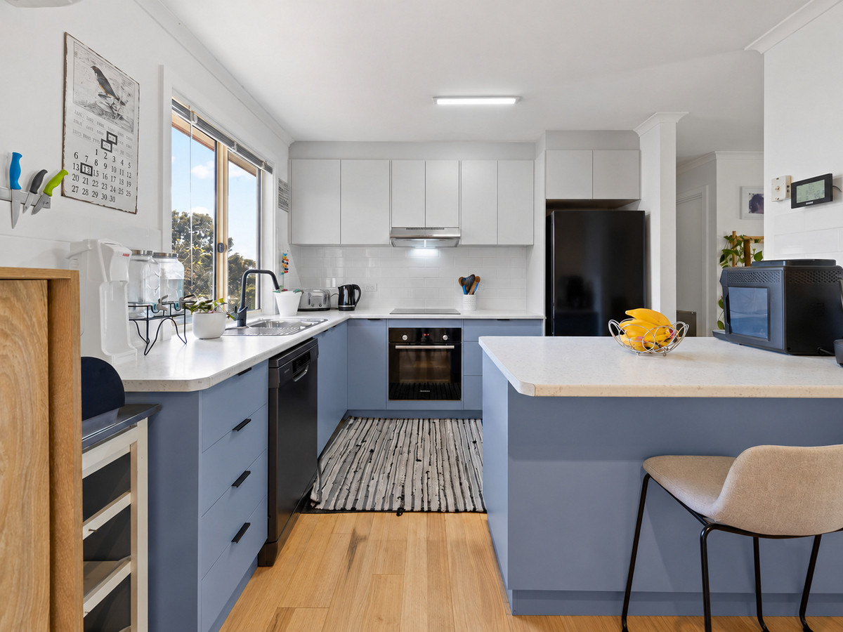 Residential for sale in Port Lincoln, 10 Miltalie Avenue, Port Lincoln SA 5606, 872 m²