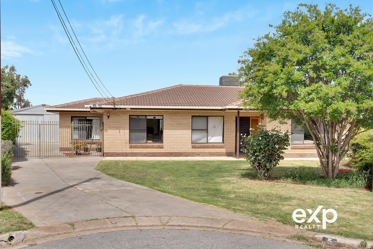 Residential for sale in Parafield Gardens, 5 KATHRYN Place, Parafield Gardens SA 5107, 1230 m²