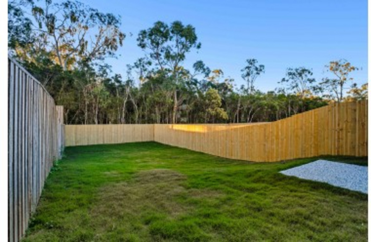 Residential for sale in Marsden, 2/103 Second Avenue, Marsden QLD 4132, 557 m²