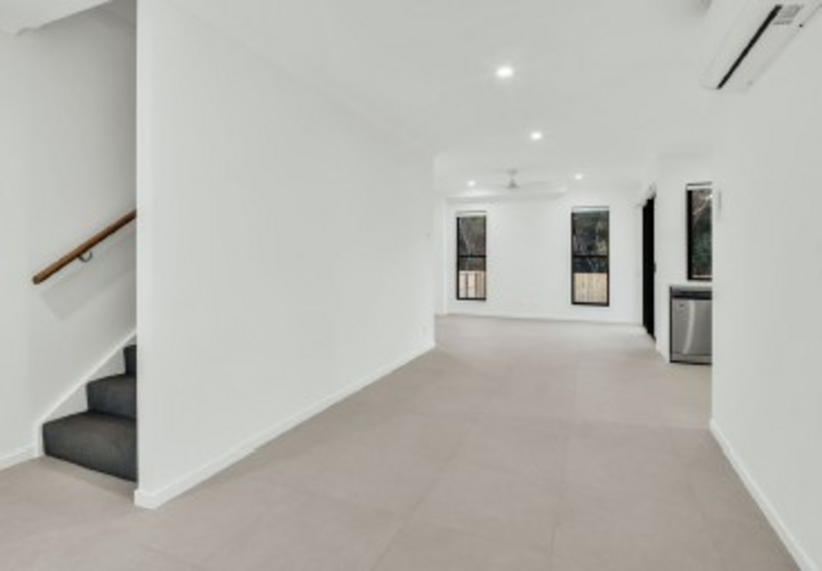 Residential for sale in Marsden, 2/103 Second Avenue, Marsden QLD 4132, 557 m²