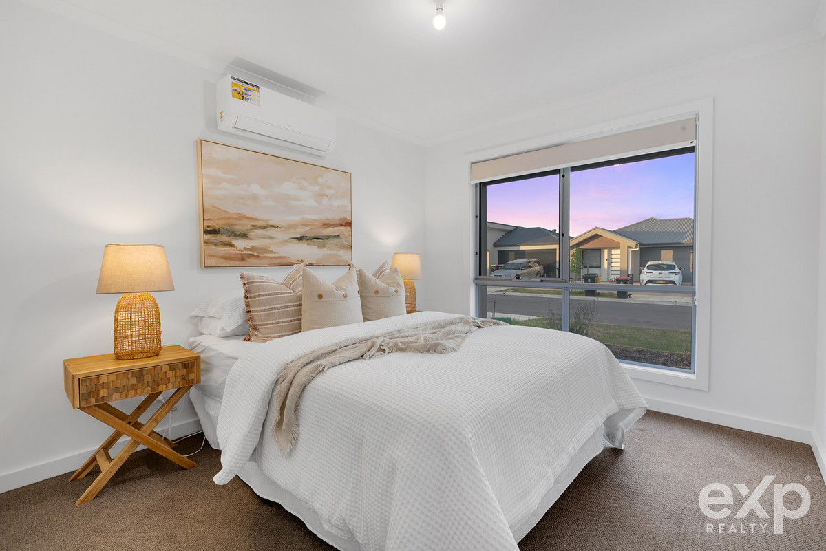 Residential for sale in Munno Para Downs, 15 Badman Street, Munno Para Downs SA 5115, 375 m²