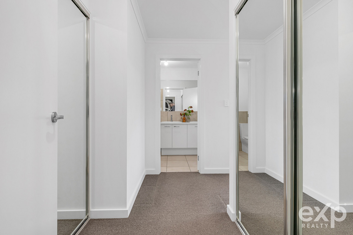 Residential for sale in Munno Para Downs, 15 Badman Street, Munno Para Downs SA 5115, 375 m²