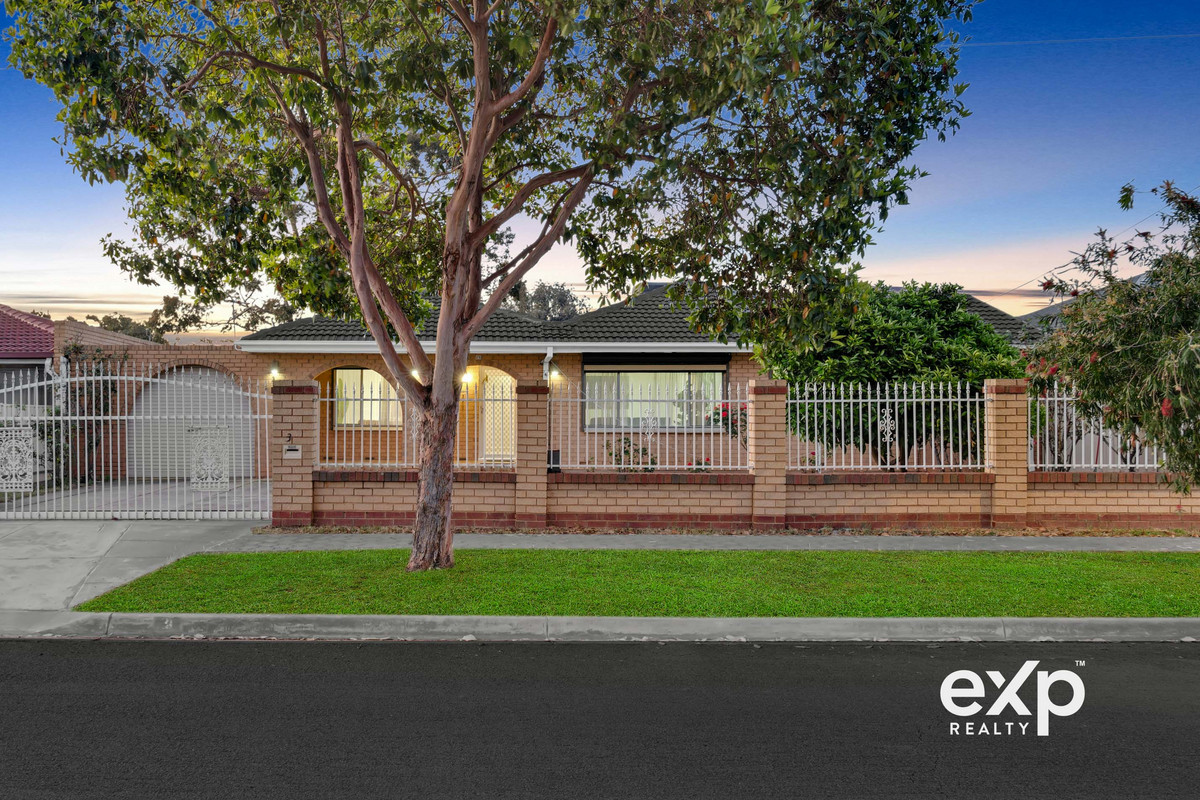 Residential for sale in Parafield Gardens, 3 Blyth Avenue, Parafield Gardens SA 5107, 711 m²