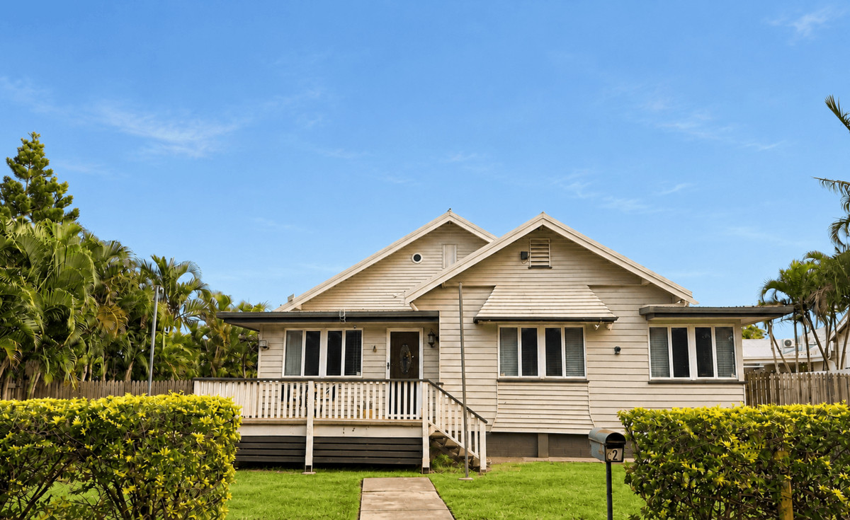 PARK THE CAR & EMBRACE THE COASTAL LIFESTYLE!