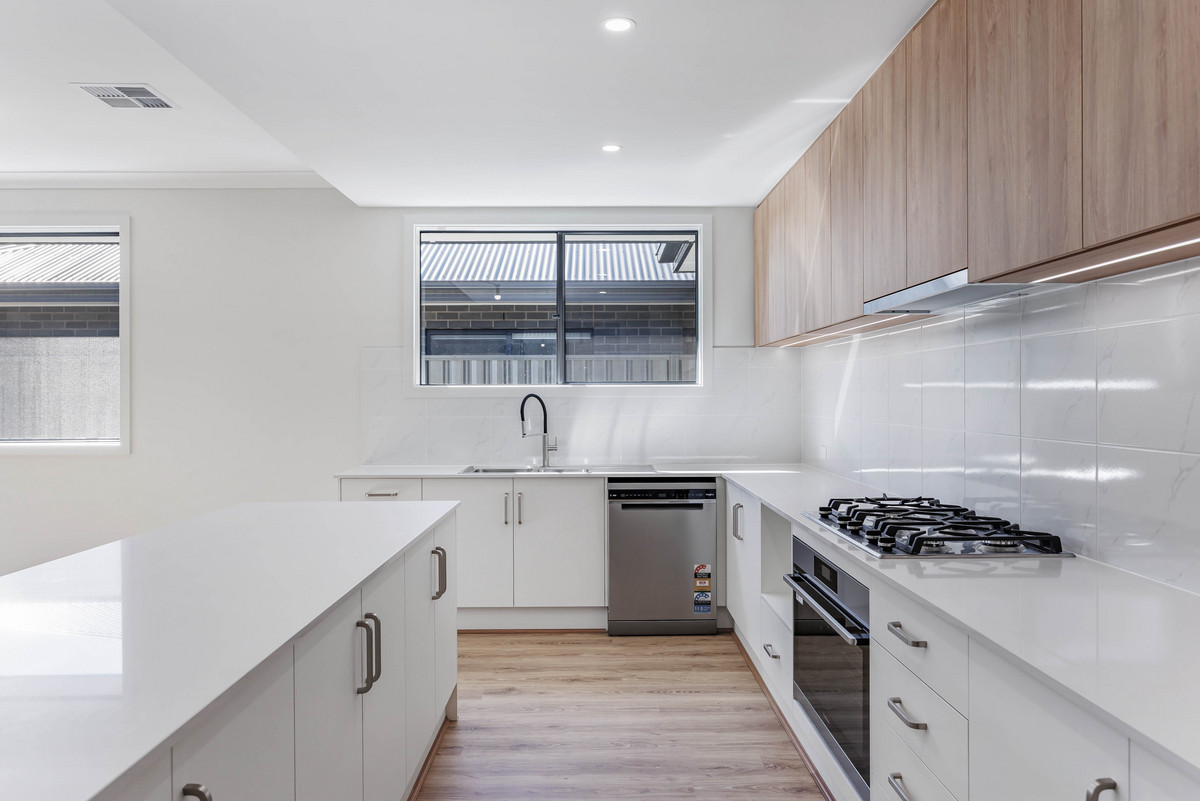 Residential for sale in Andrews Farm, 6 Angove Street, Andrews Farm SA 5114, 448 m²