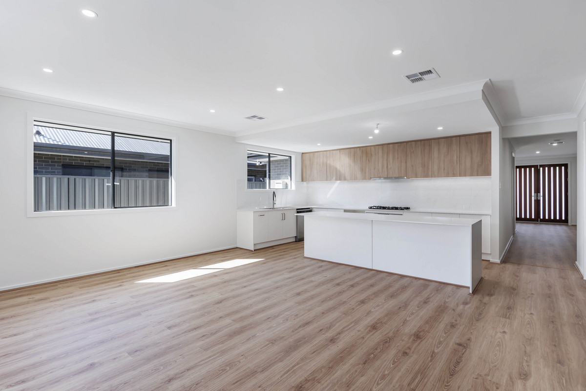 Residential for sale in Andrews Farm, 6 Angove Street, Andrews Farm SA 5114, 448 m²