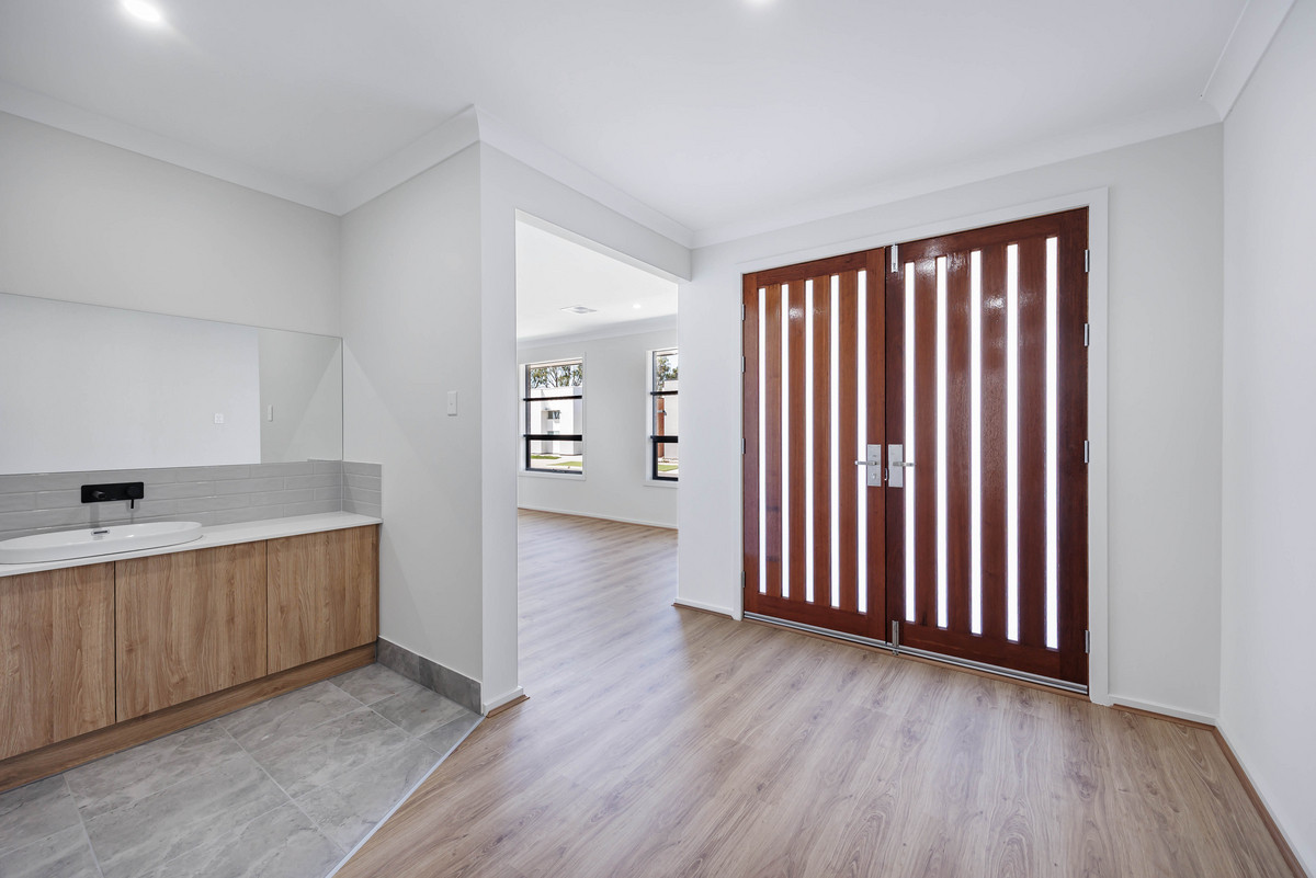 Residential for sale in Andrews Farm, 6 Angove Street, Andrews Farm SA 5114, 448 m²