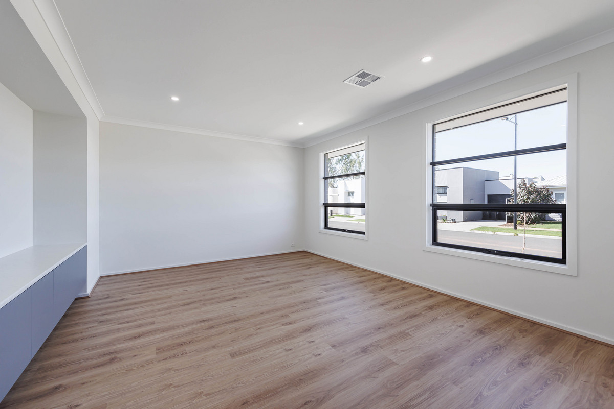 Residential for sale in Andrews Farm, 6 Angove Street, Andrews Farm SA 5114, 448 m²