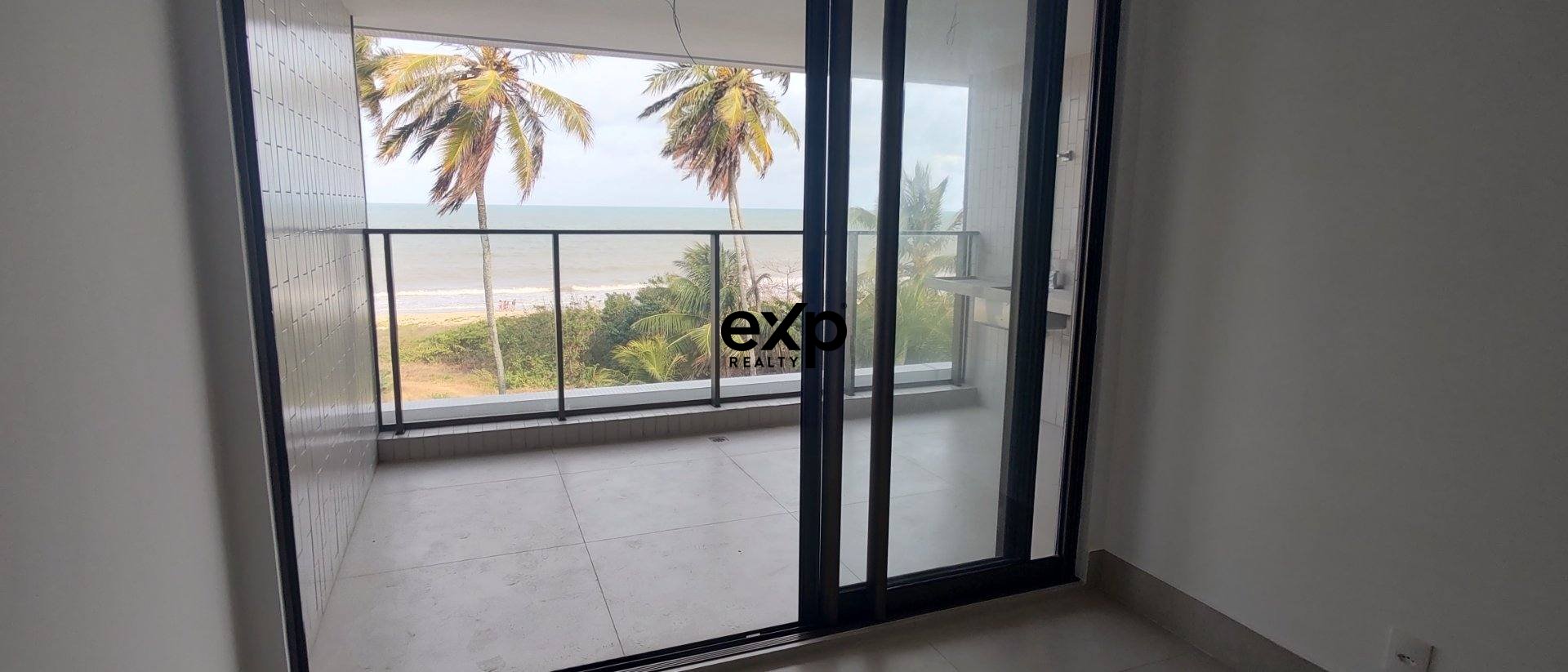 Apartamento Pé na Areia com 3 suítes Jardim Oceania João Pessoa PB