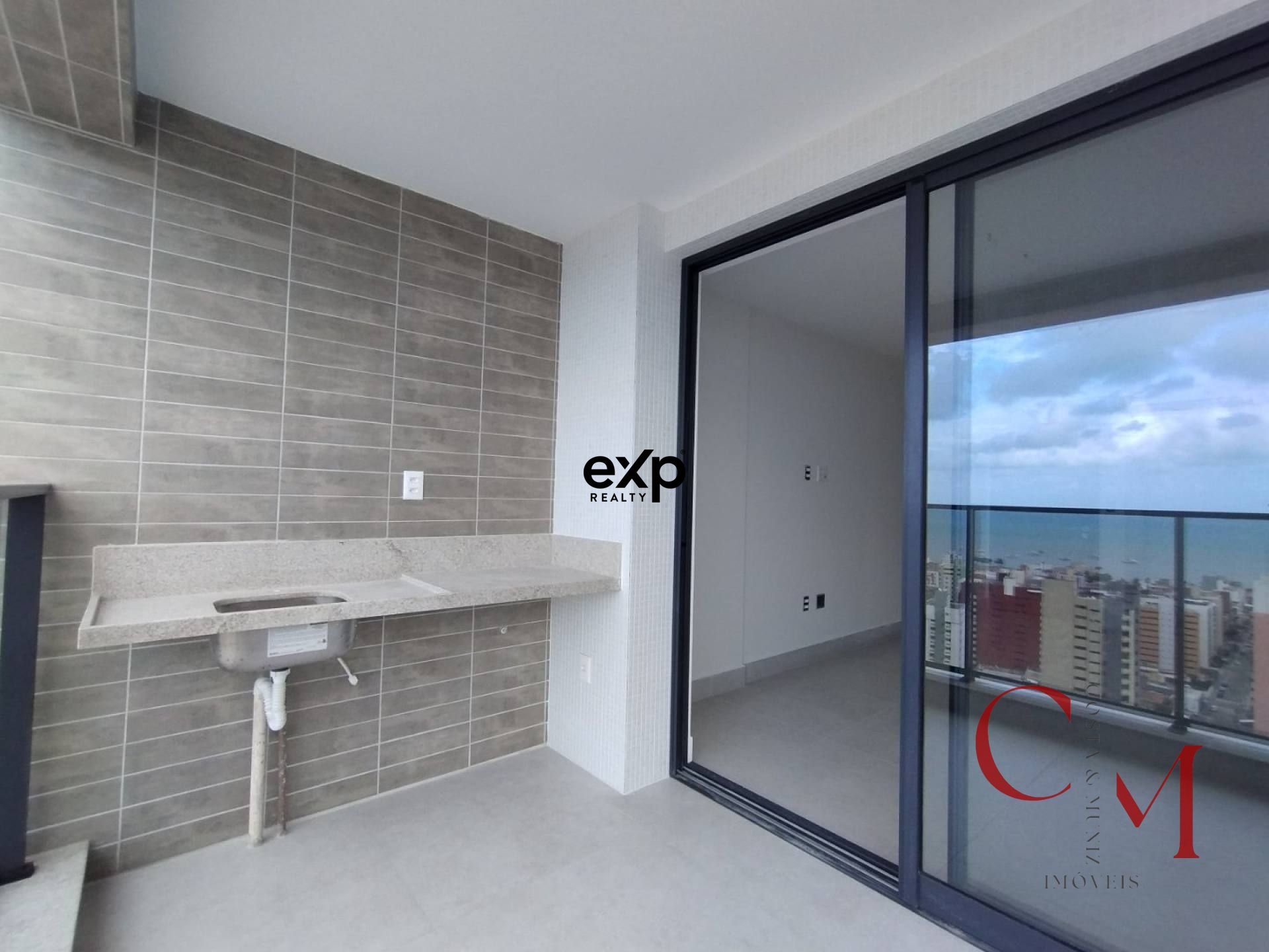 Vendo Apartamento Vista Mar com 3 quartos 98m² Bairro Manaíra em João Pessoa