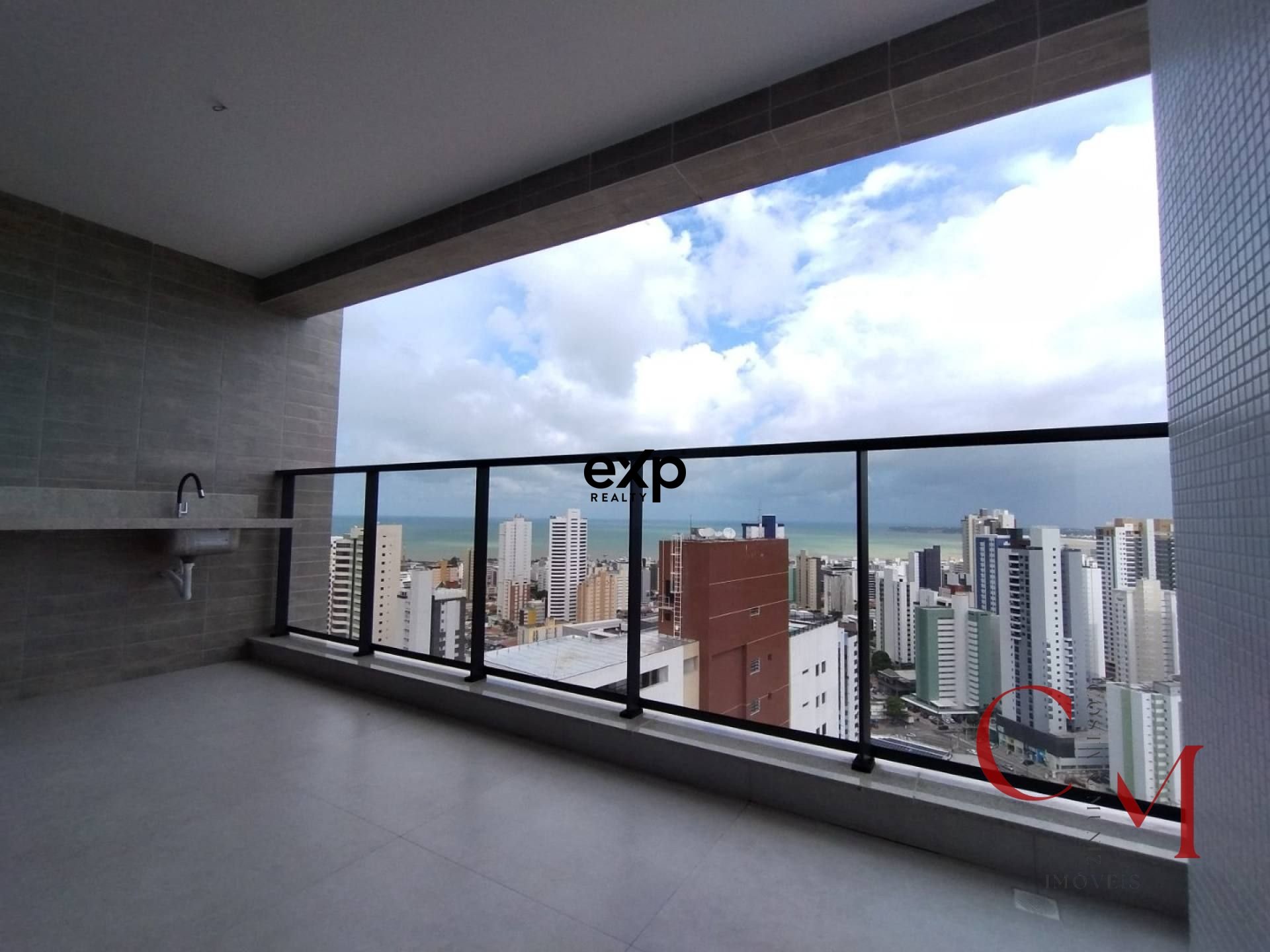 Vendo Apartamento Vista Mar com 3 quartos 98m² Bairro Manaíra em João Pessoa
