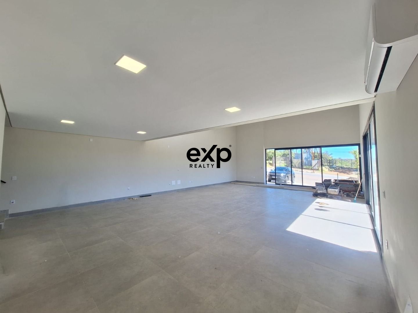 Warehouse for rent in Vinhedo, Afonso Garbuio (Residencial Villa Di Treviso) 88 Santa Claudina Vinhedo 13284-612, 300 m²