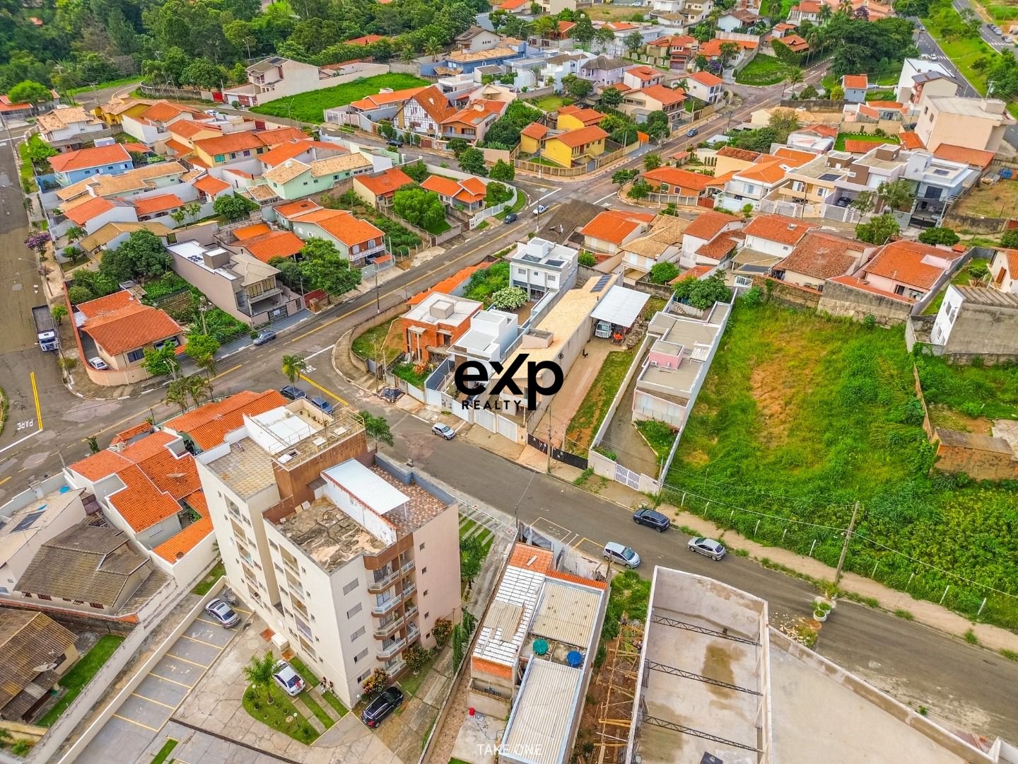 Casa à venda em Valinhos, João Juliato 94 Jardim Panorama Valinhos 13277-414, 396 m²