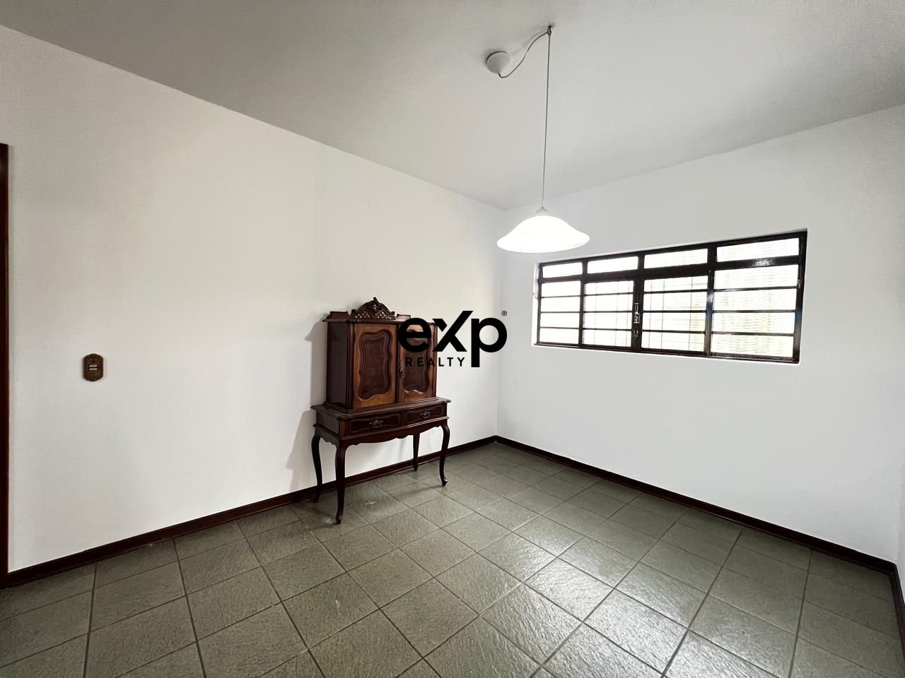 Casa à venda em Vinhedo, Golfinho (Residencial Aquário) 213 Nova Vinhedo Vinhedo 13284-036, 300 m²