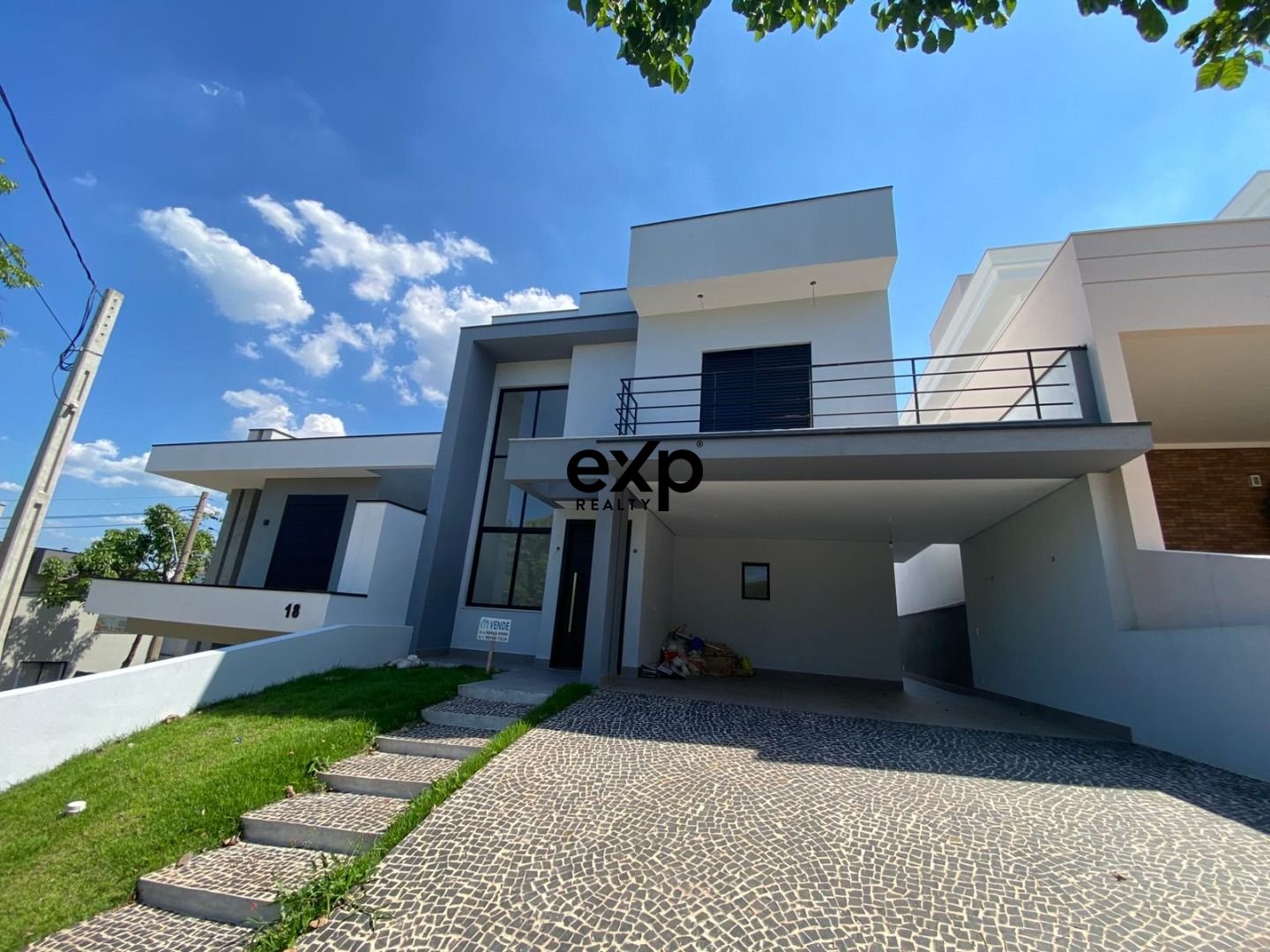 Casa à venda em Valinhos, José Carlos Ferrari 382 Residencial Santa Maria Valinhos 13272-810, 330 m²