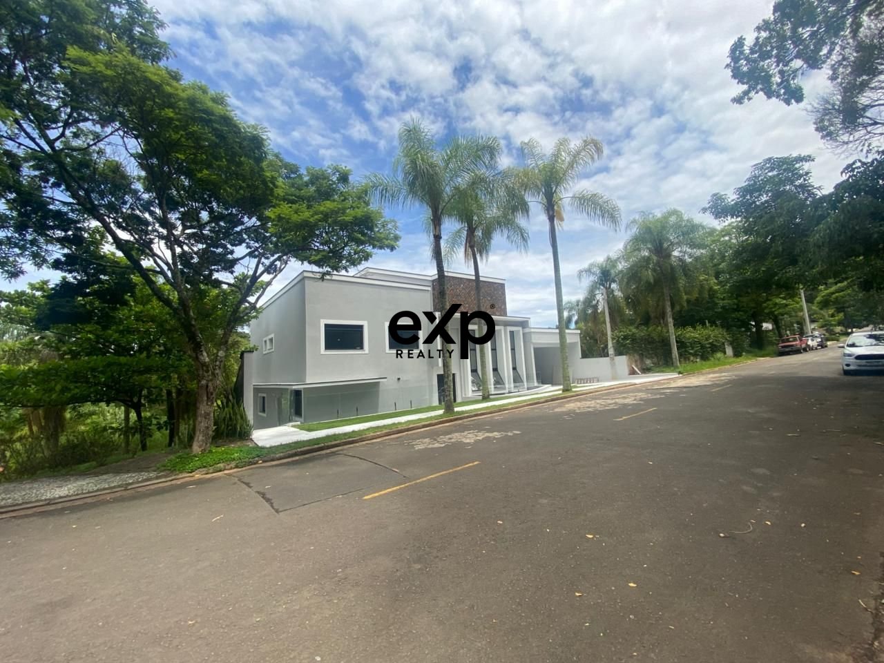 Casa à venda em Valinhos, Pedro Leardini 10 Chácaras Silvania Valinhos 13271-651, 1000 m²