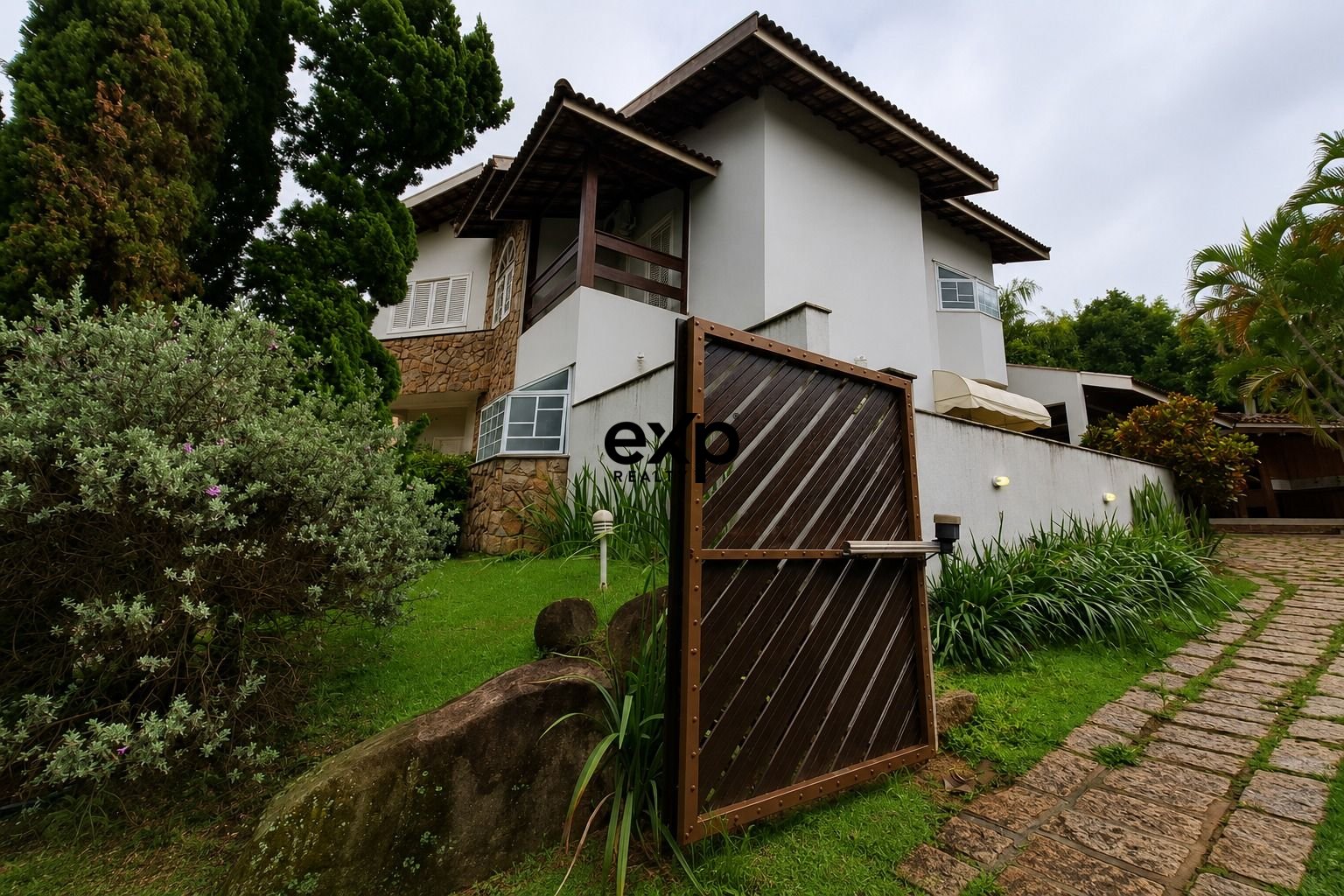 Casa para alugar em Vinhedo, Casa Branca (Condomínio Estância Marambaia) 86 Marambaia Vinhedo 13287-052, 316 m²