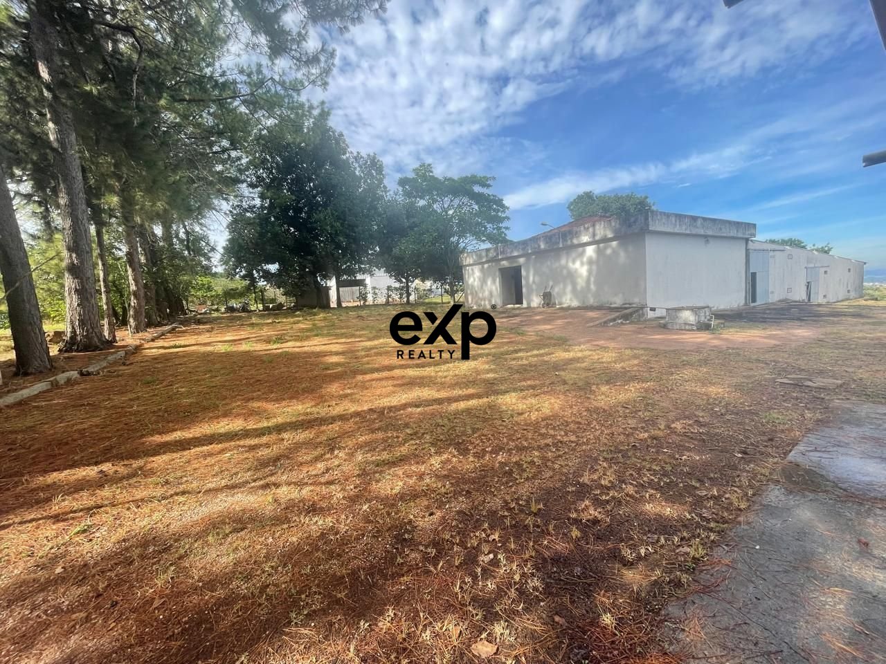 Chácara à venda em Valinhos, Carlos de Carvalho Vieira Braga 4050 Chácara Alpina Valinhos 13274-465, 10000 m²